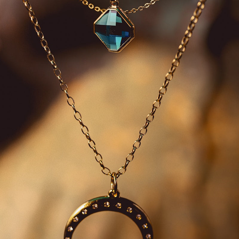 Female Necklace 2